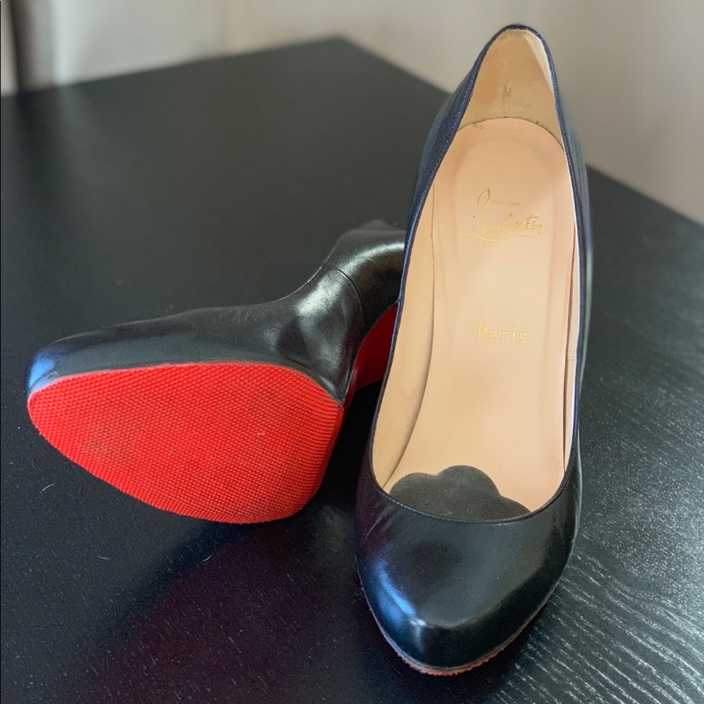 Louboutin "Simple Pump" 100mm heels (Size 40.5)